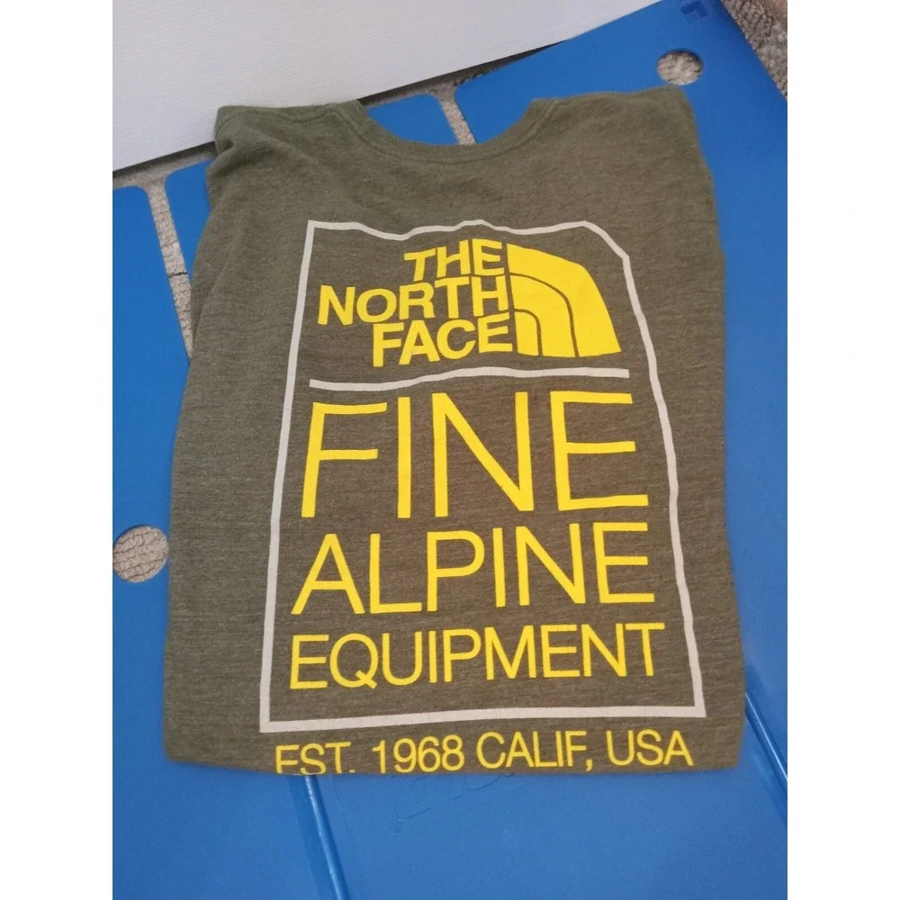 The North Face Fine Alpine Equipment Men's Short Sleeve T-Shirt Size: XL